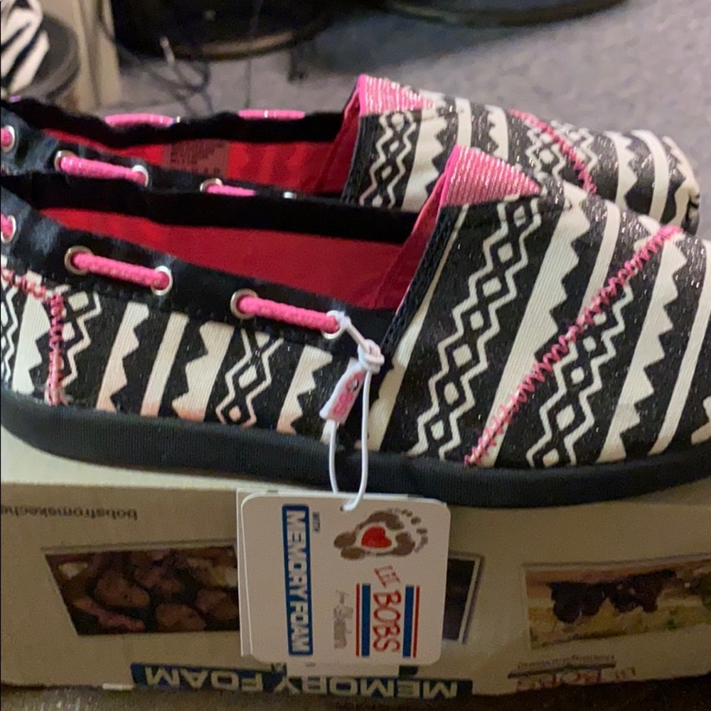 Girls size 1 little bobs never worn